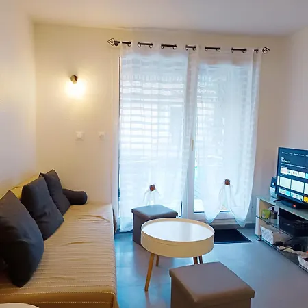 Appartement Terrasse&détente - à Deux Pas Des Thermes - Piscine Partagée *
